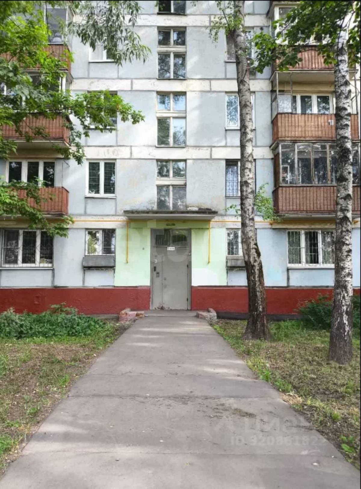 3-комнатная квартира, 35 м², 3/18 эт.